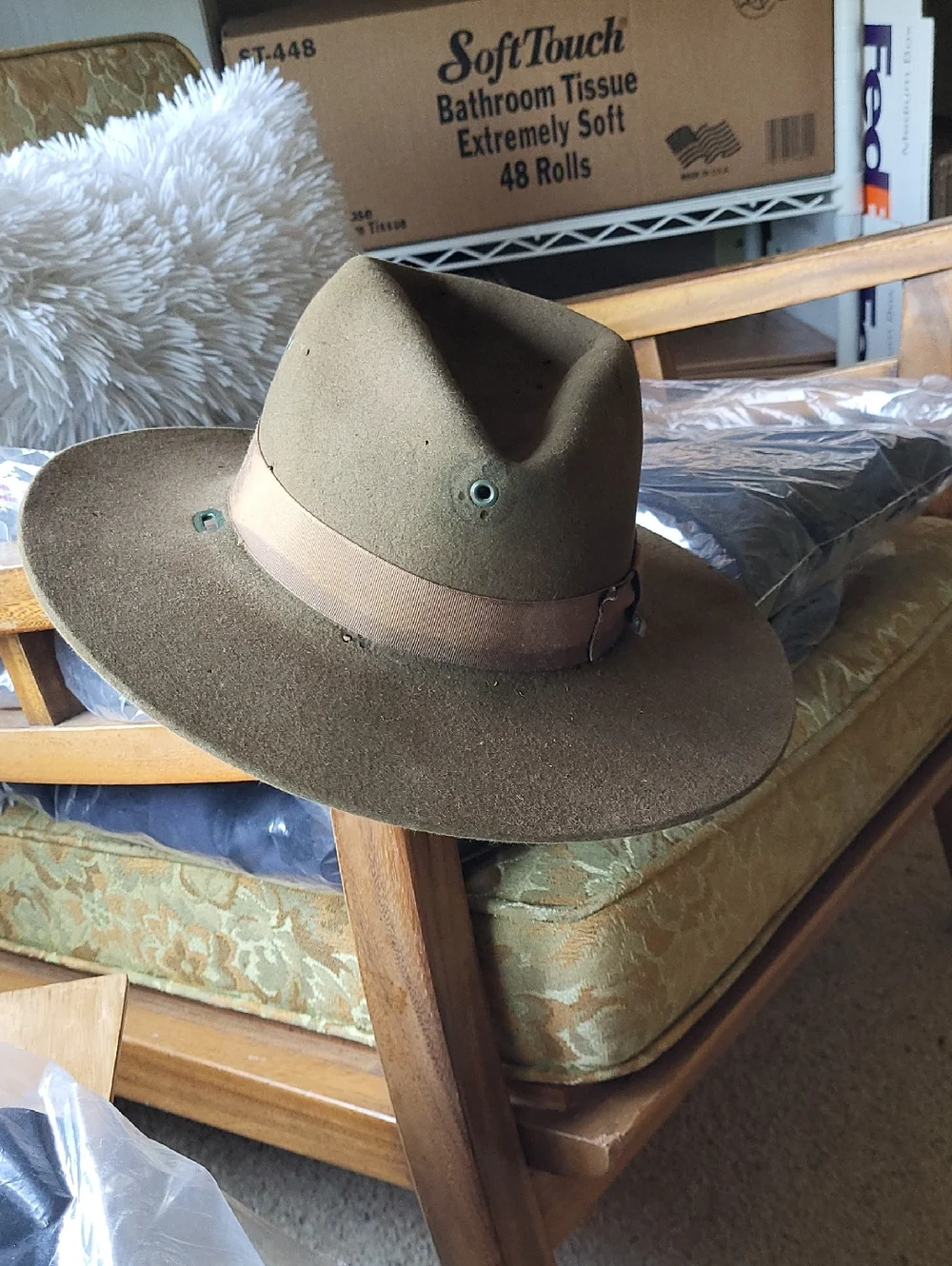 Men's Olive Felt Outback Hat with Grosgrain Band